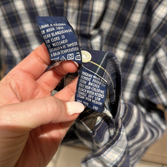 Nautica Blue Plaid short sleeve button down - Size XL - Picture 8 of 8